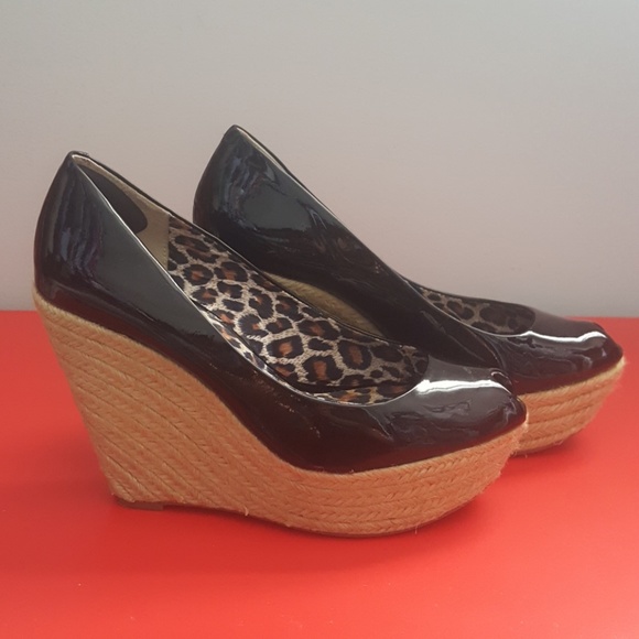 Jessica Simpson Jacson Wedges - Picture 2 of 3